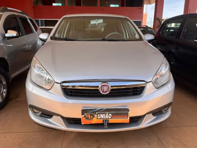 Carro Fiat Grand Siena 2015 Evo Attractive 1.4 8V (Flex)