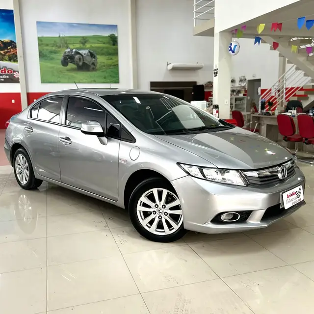 Carro Honda Civic 2013 New  LXS 1.8 16V i-VTEC (Aut) (Flex)
