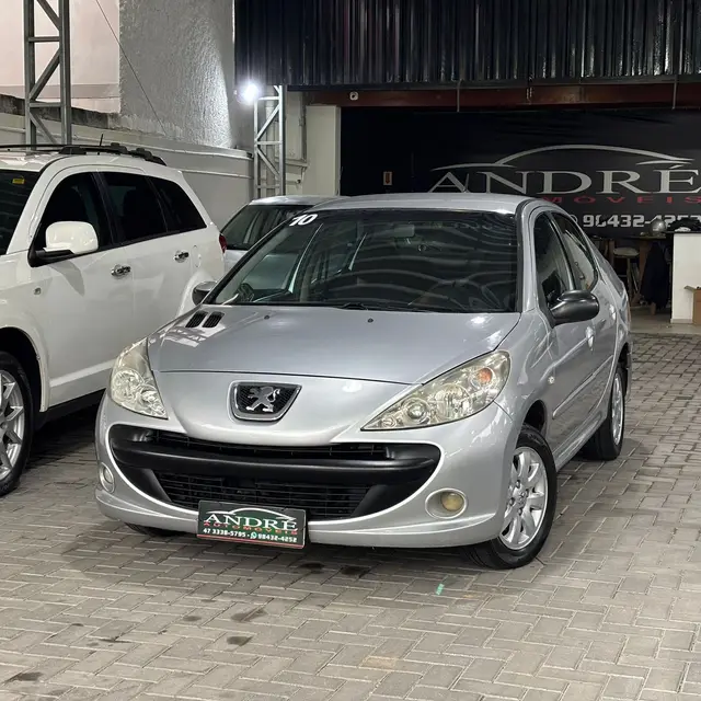 Carro Peugeot 207 Sedan 2010 207 Passion XR Sport 1.4 8V (flex)
