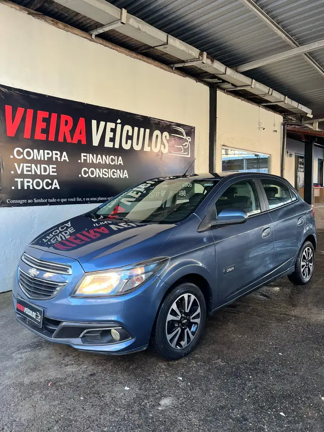Carro Chevrolet Onix 2015 1.4 LTZ SPE/4 (Aut)