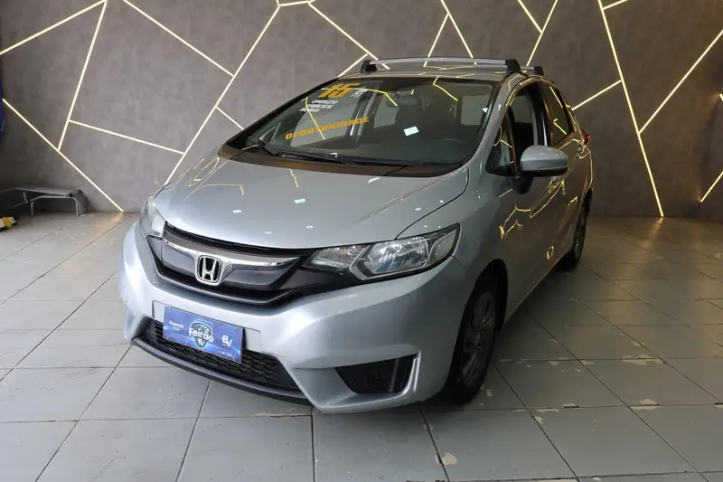 Honda 1.5 16v LX CVT (Flex)