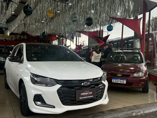 Carro Chevrolet Onix 2023 RS 1.0 Turbo (Aut.)
