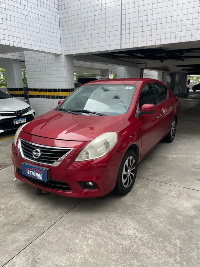 Carro Nissan Versa 2013 1.6 16V SV (Flex)