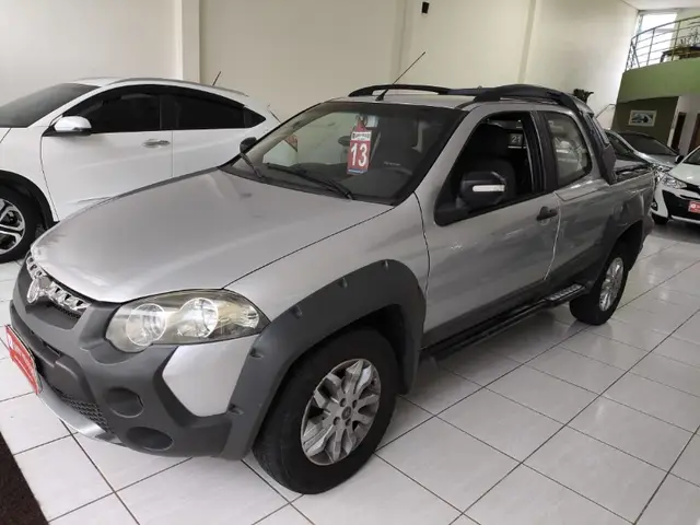 Carro Fiat Strada 2013 Adventure 1.8 16V (Flex) (Cabine Dupla)