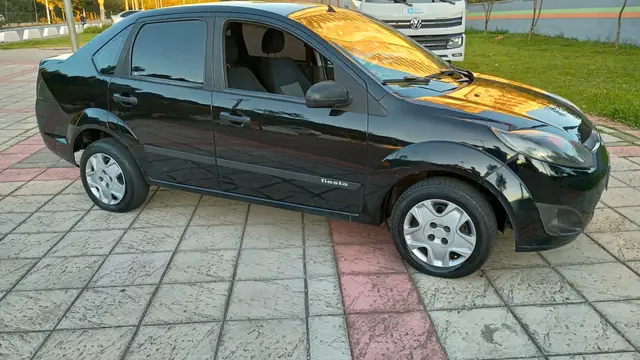 Carro Ford Fiesta Sedan 2012 1.6 (Flex)