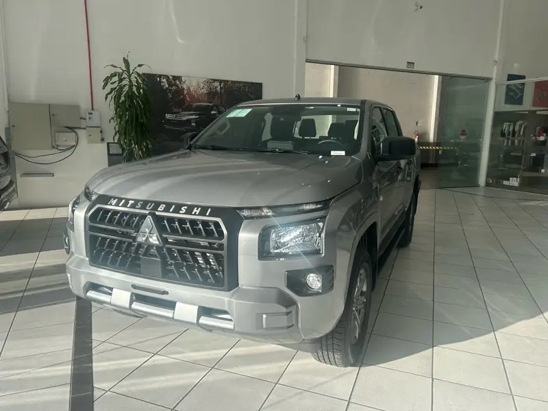 Mitsubishi Triton GLS