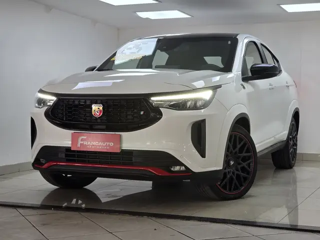 Carro Fiat Fastback 2025 ABARTH Turbo Flex 1.3 Aut.