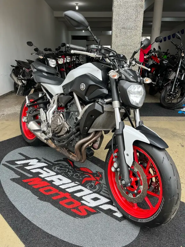 Moto Yamaha MT-07 2016 ABS