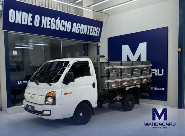 Carro Hyundai HR 2022 2.5 CRDi Longo sem Cacamba DA10A