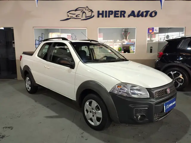 Carro Fiat Strada 2017 Hard Working 1.4 (Flex) (Cabine Dupla)