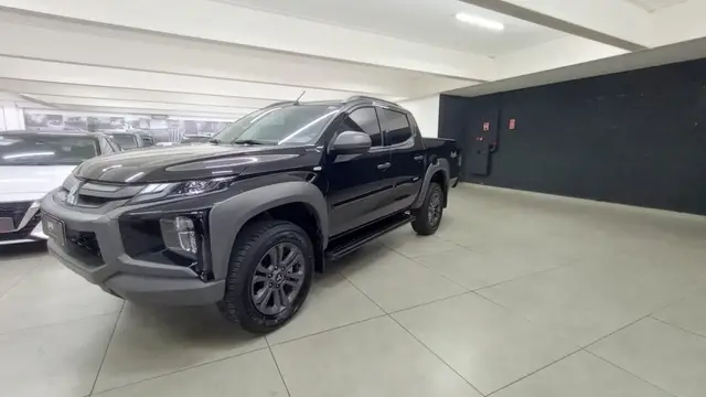 Carro Mitsubishi L200 Triton 2025 GLS 2.4 Turbo