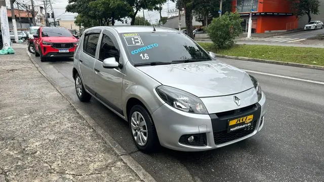 Carro Renault Sandero 2013 Expression 1.6 8V (flex)