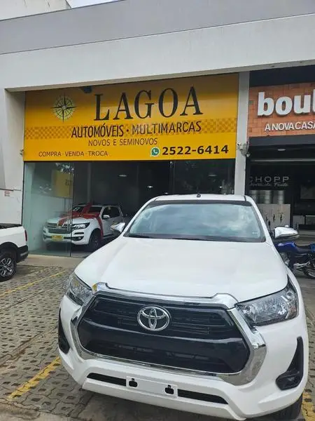 Carro Toyota Hilux Cabine Dupla 2025 SRX 4x4 2.8 Diesel