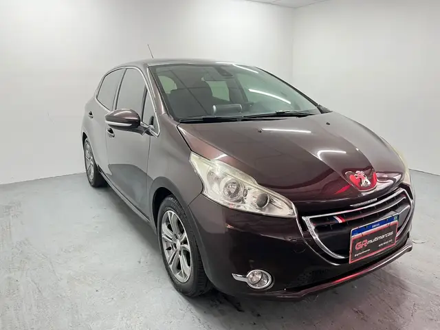 Carro Peugeot 208 2014 Griffe 1.6 16V (Flex)