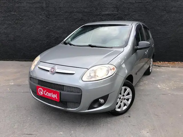 Carro Fiat Palio 2013 Attractive 1.4 8V (Flex)