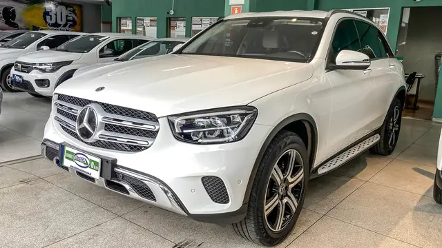 Carro Mercedes-Benz GLC 220d 2022 Enduro 2.0 Turbodiesel 4MATIC (Aut)
