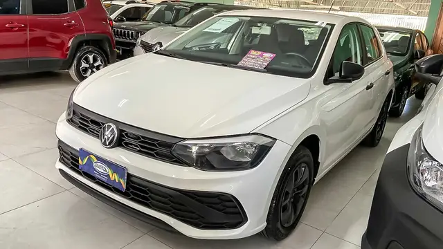 Carro Volkswagen Polo 2023 Track 1.0 Flex 12V 5p