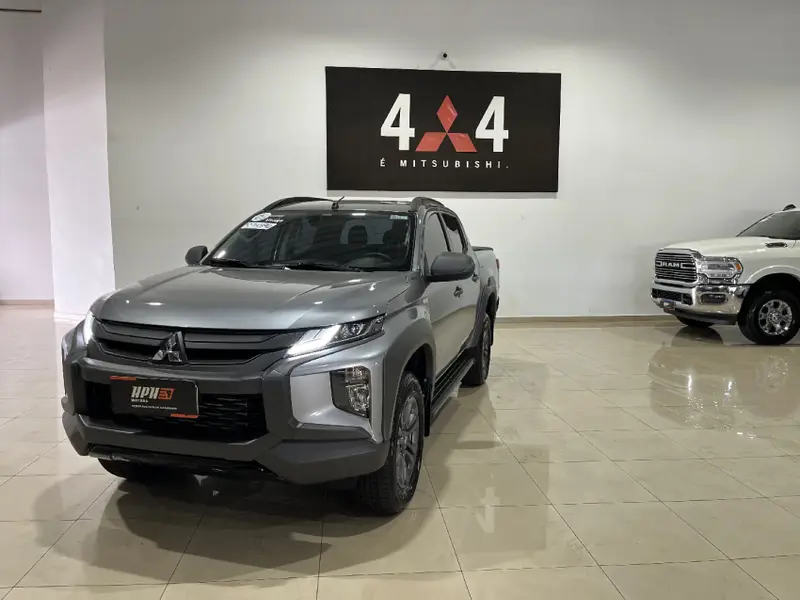 Mitsubishi L200 Triton GLS 2.4 Turbo