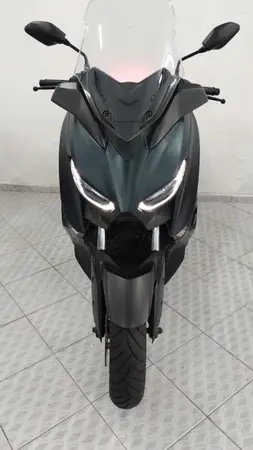 Carro Yamaha XMax 2023 ABS