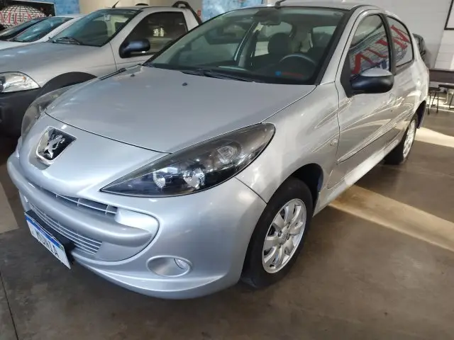 Carro Peugeot 207 2012 Hatch XR 1.4 8V (flex) 4p