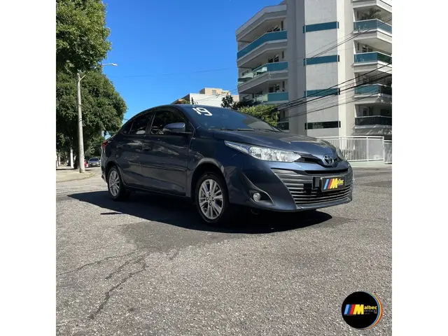 Carro Toyota Yaris Sedan 2019 1.5 XL Plus Tech CVT (Flex)