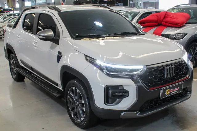 Carro Fiat Strada 2025 Ultra 1.0 Turbo