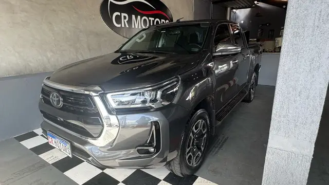 Carro Toyota Hilux Cabine Dupla 2023 SRX 4x4 2.8 Diesel