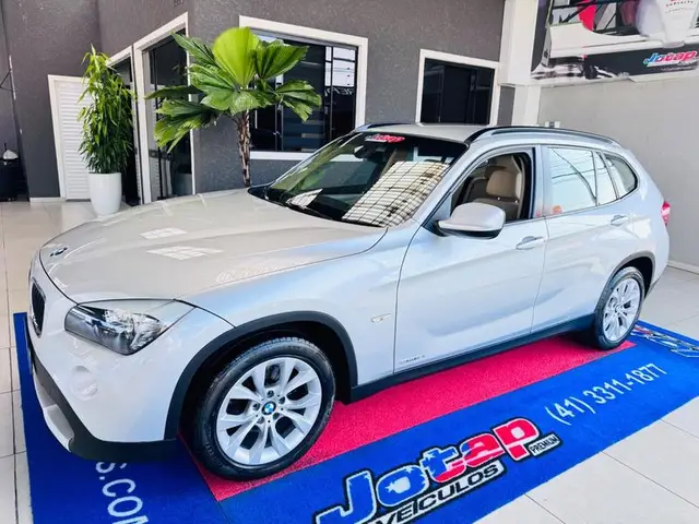 Carro BMW X1 2012 2.0 16V sDrive18i