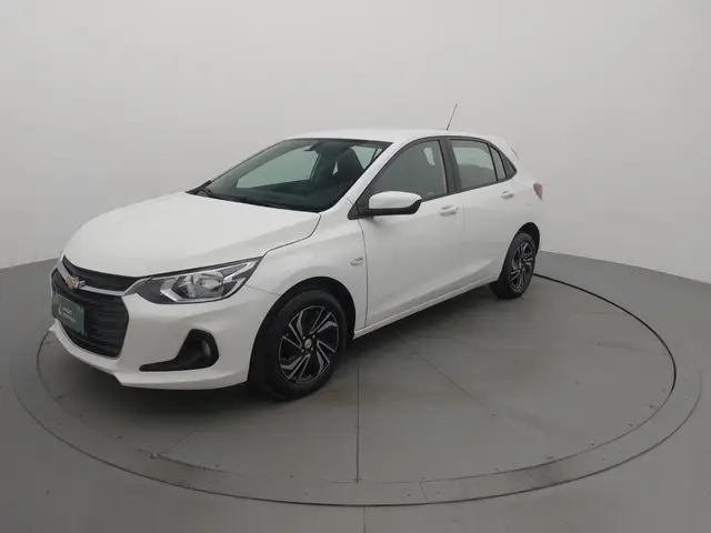Carro Chevrolet Onix Plus 2024 LT 1.0