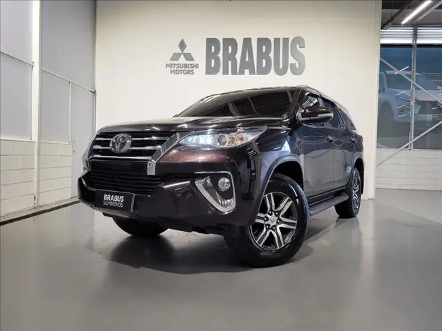 Carro Toyota SW4 2017 2.7 SR 5L 4x2 (Aut) (Flex)