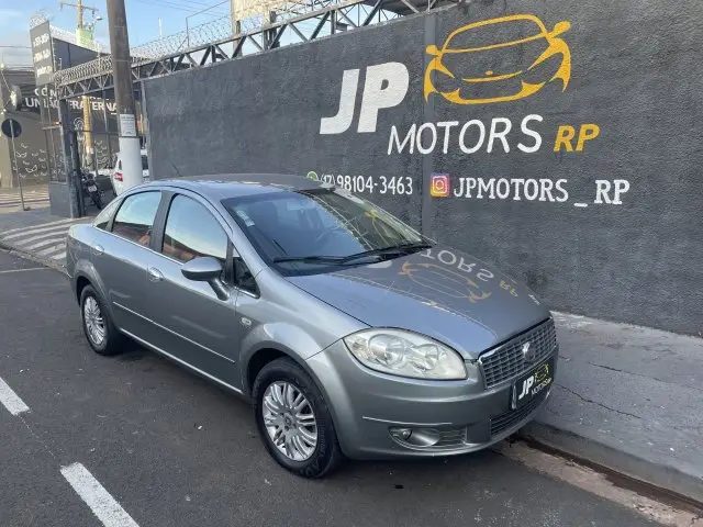 Carro Fiat Linea 2012 Essence 1.8 16V (Flex)