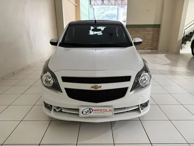 Carro Chevrolet Agile 2011 LTZ 1.4 8V (Flex)