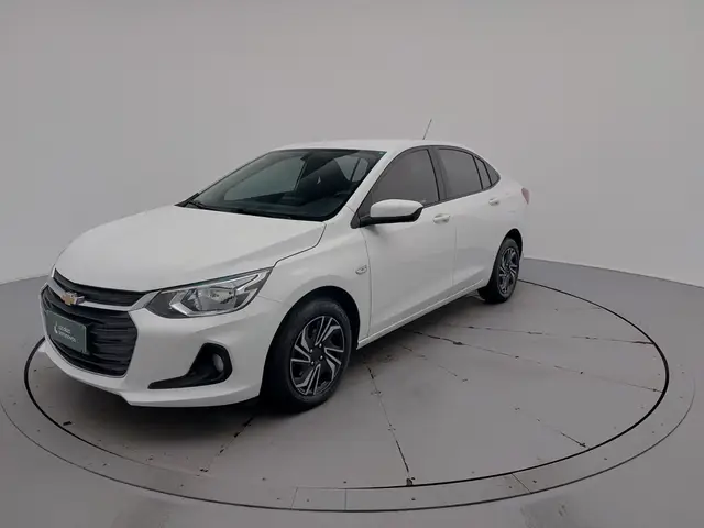 Carro Chevrolet Onix Plus 2024 LT 1.0