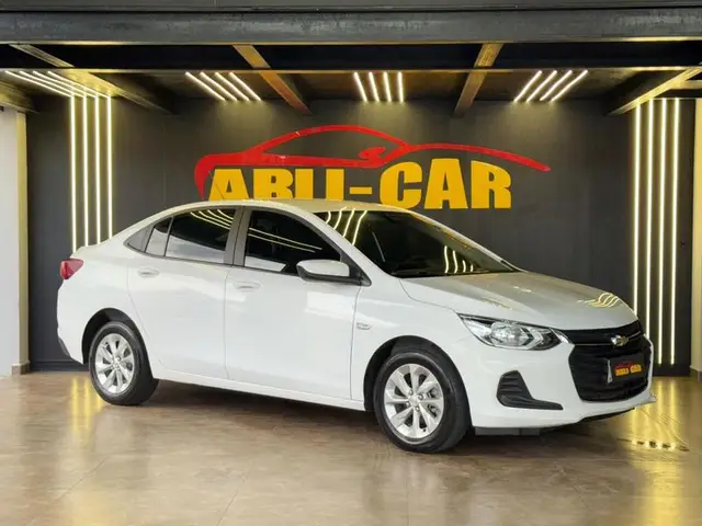 Carro Chevrolet Onix Plus 2023 LT 1.0 Turbo