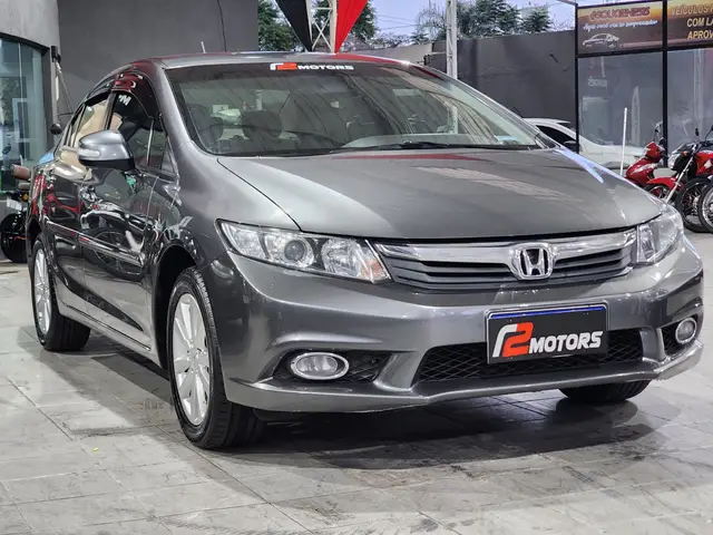 Carro Honda Civic 2014 New  LXS 1.8 16V i-VTEC (Flex)