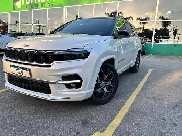 Carro Jeep Commander 2023 Overland 1.3 T270