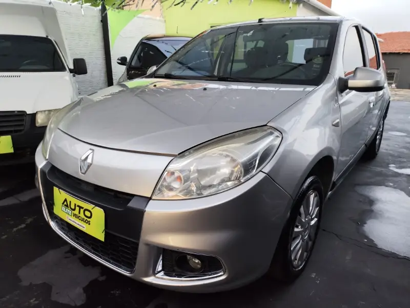 Renault Sandero Privilège 1.6 8V Hi-Torque (flex)