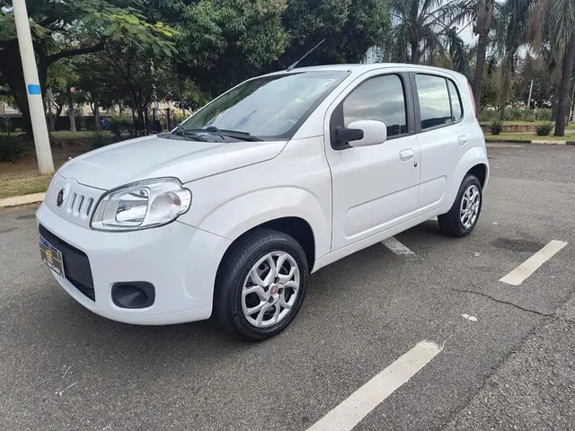 Carro Fiat Uno 2014 Economy 1.4 8V (Flex) 4P