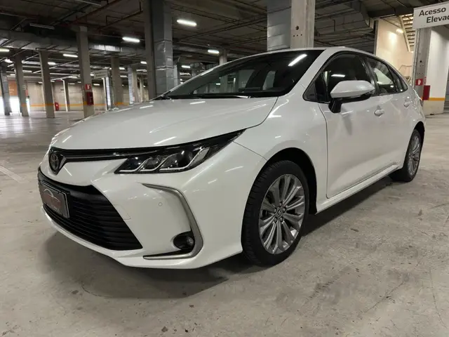 Carro Toyota Corolla 2023 XEi 2.0 Flex