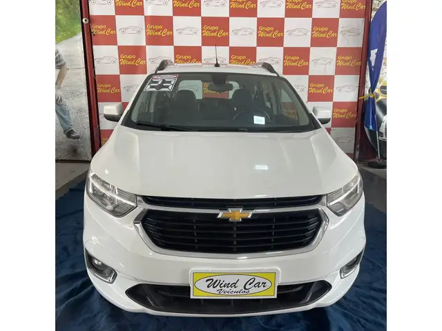 Carro Chevrolet Spin 2023 Premier 1.8 (Aut.)
