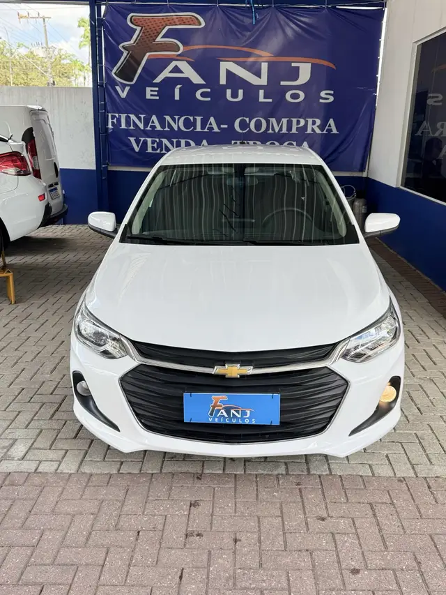 Carro Chevrolet Onix 2024 LT 1.0
