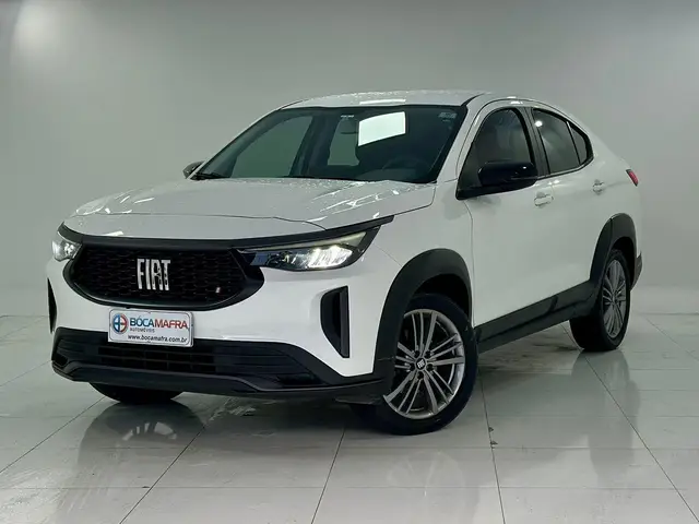 Carro Fiat Fastback 2025 Turbo 200