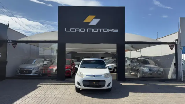 Carro Fiat Palio 2017 Attractive 1.0 Evo (Flex)
