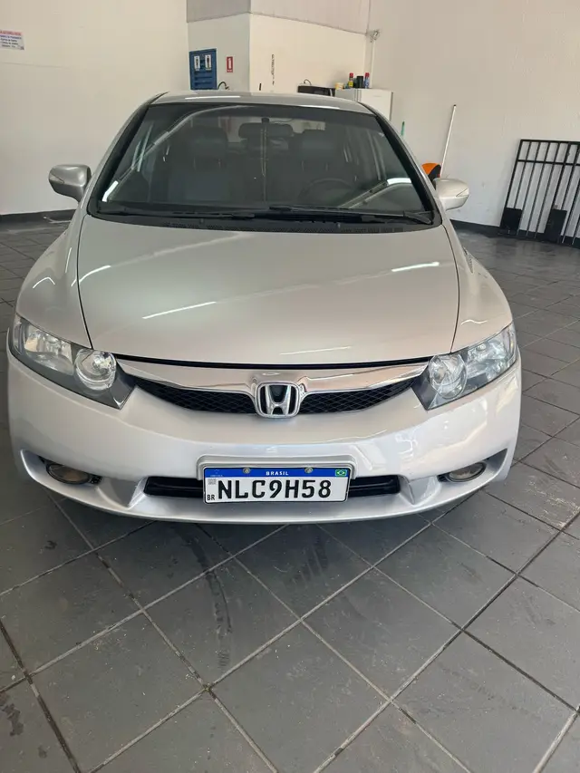 Carro Honda Civic 2010 New  LXL 1.8 16V i-VTEC (Flex)