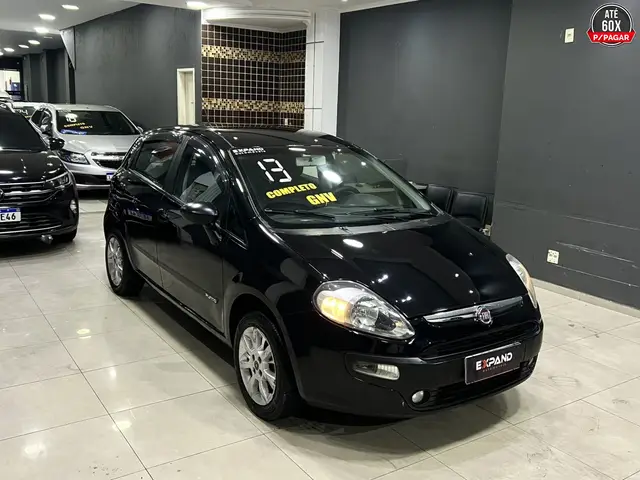 Carro Fiat Punto 2013 Attractive 1.4 (Flex)