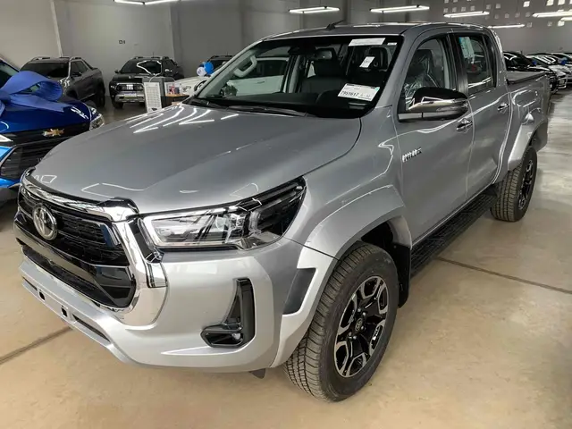 Carro Toyota Hilux Cabine Dupla 2025 SRX 4x4 2.8 Diesel