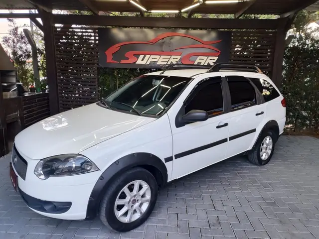 Carro Fiat Palio Weekend 2010 Trekking 1.4 8V (Flex)