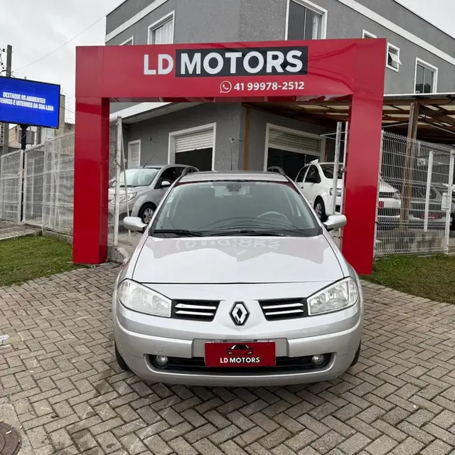 Carro Renault Megane Grand Tour 2012 Mégane Grand Tour Dynamique 1.6 16V (flex)