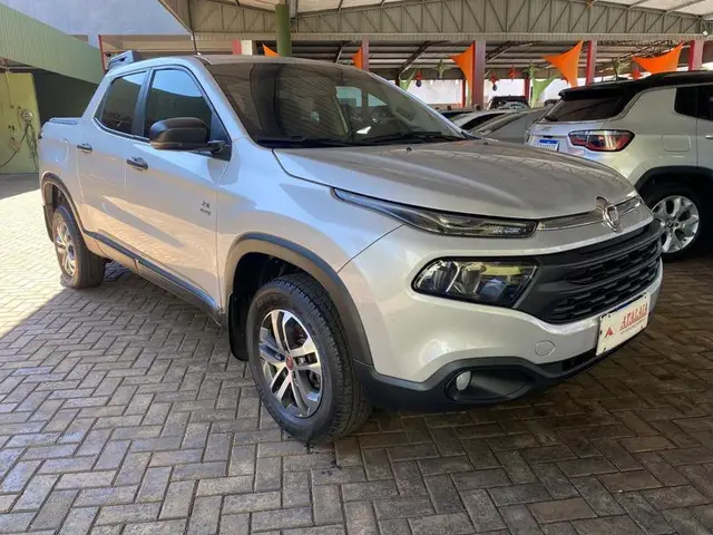 Carro Fiat Toro 2018 Freedom 2.4 TigerShark AT9 (Flex)