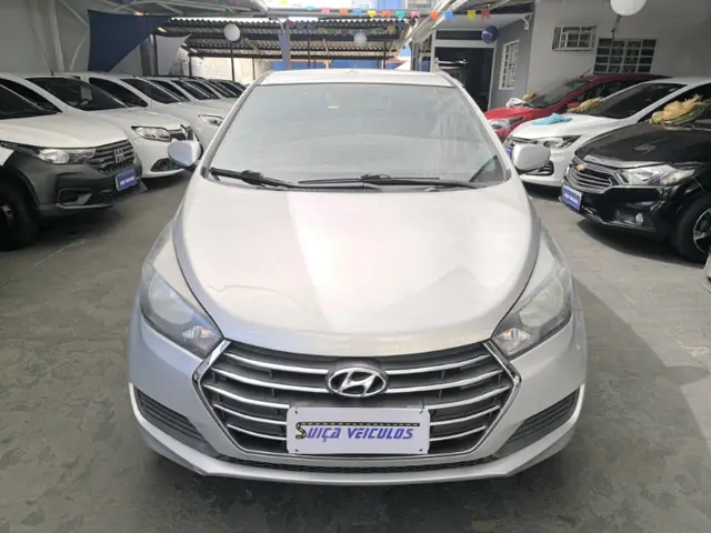 Carro Hyundai HB20S 2017 1.0 Comfort Style Turbo (Flex)